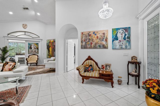 10056 Lexington Circle N, Boynton Beach, FL 33436
