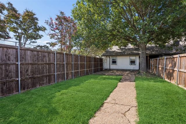 9149 Emberglow Lane, Dallas, TX 75243