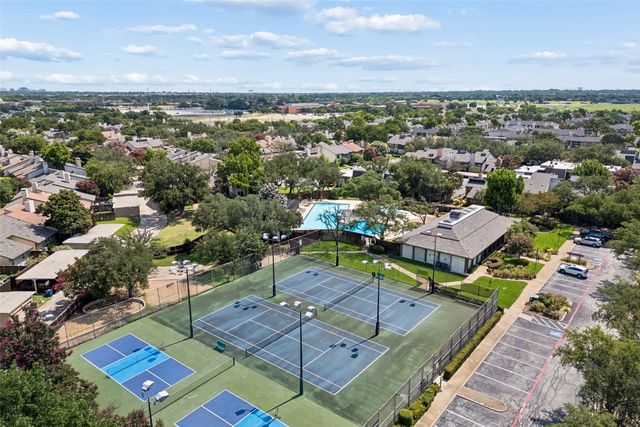 9149 Emberglow Lane, Dallas, TX 75243