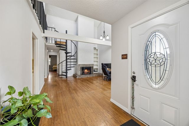 9149 Emberglow Lane, Dallas, TX 75243