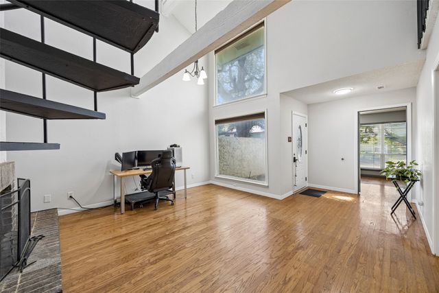 9149 Emberglow Lane, Dallas, TX 75243