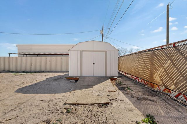 1117 W Delgado Avenue, Belen, NM 87002