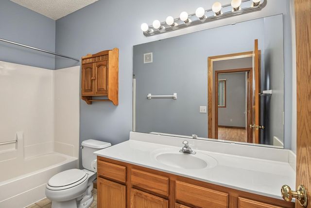15141 Cimarron Avenue, Rosemount, MN 55068