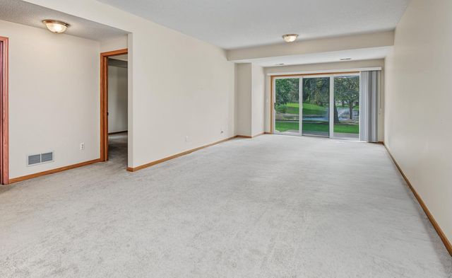 15141 Cimarron Avenue, Rosemount, MN 55068
