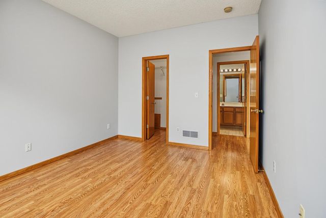15141 Cimarron Avenue, Rosemount, MN 55068