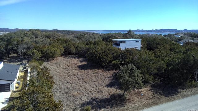 579 Airline, Canyon Lake, TX 78133