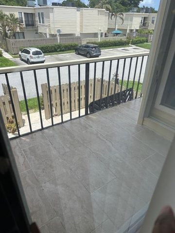 11983 Shakerwood Lane, Wellington, FL 33414