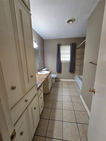 2970 41st Street SE, Paris, TX 75462