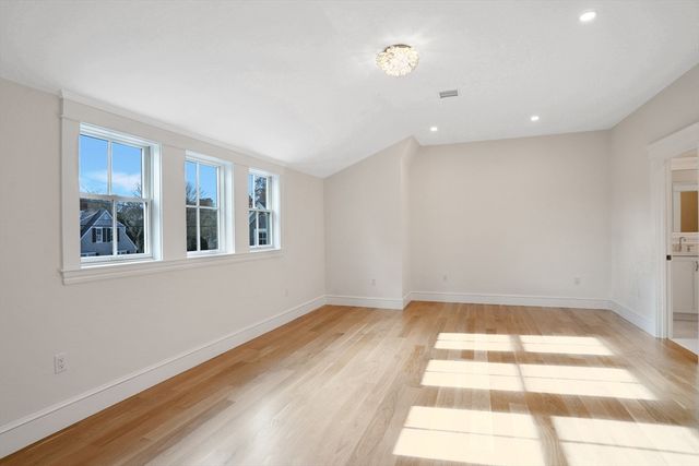 23 Pinehurst Road, Edgartown, MA 02539