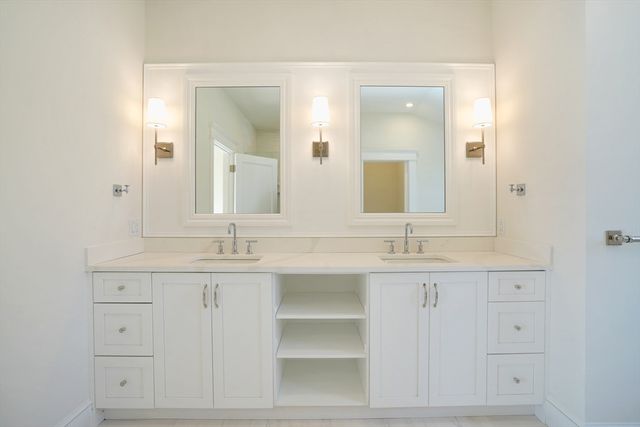 23 Pinehurst Road, Edgartown, MA 02539