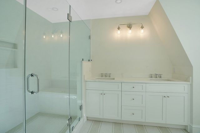 23 Pinehurst Road, Edgartown, MA 02539