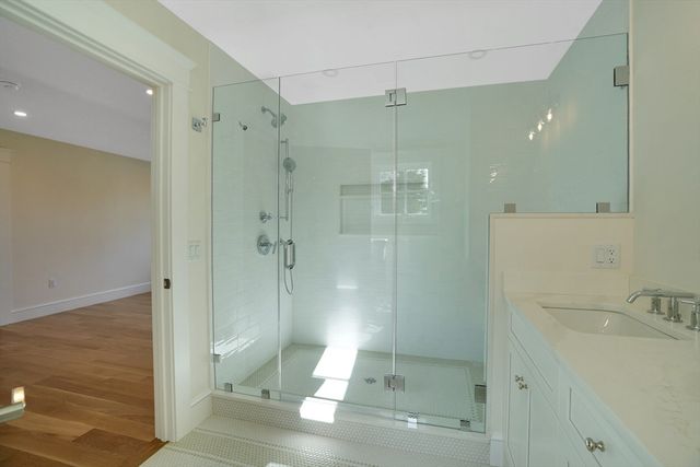 23 Pinehurst Road, Edgartown, MA 02539