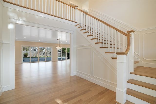 23 Pinehurst Road, Edgartown, MA 02539