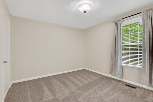 120 Hillwood Dr, Hendersonville, TN 37075