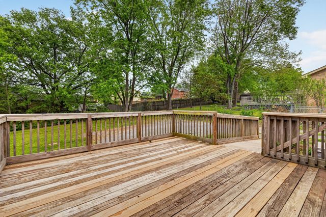120 Hillwood Dr, Hendersonville, TN 37075