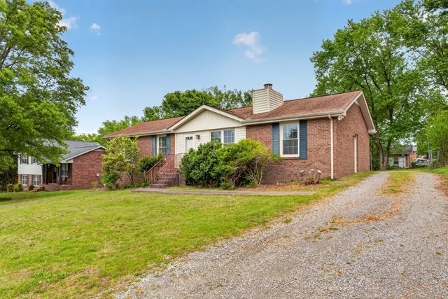 120 Hillwood Dr, Hendersonville, TN 37075