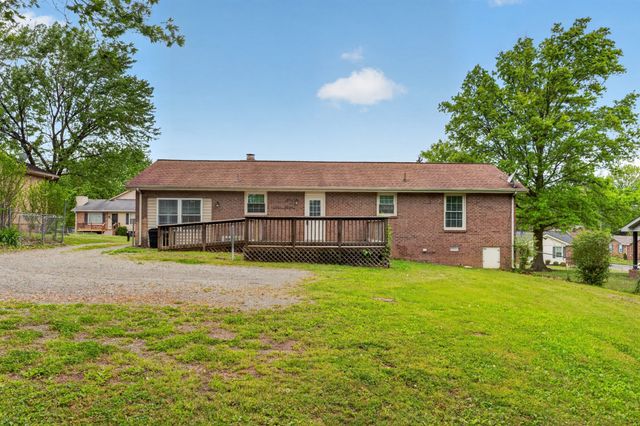 120 Hillwood Dr, Hendersonville, TN 37075