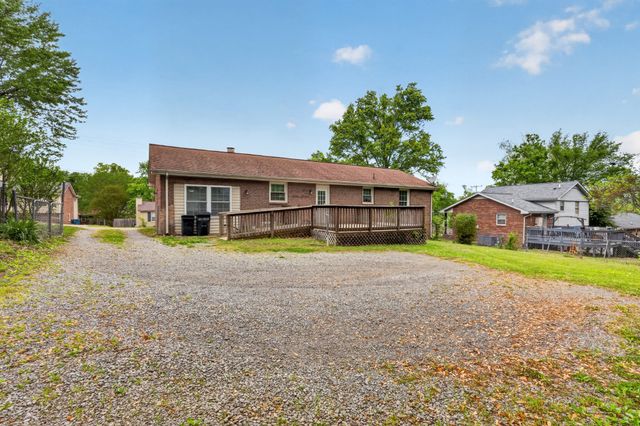 120 Hillwood Dr, Hendersonville, TN 37075