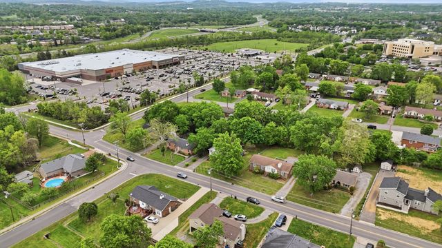 120 Hillwood Dr, Hendersonville, TN 37075