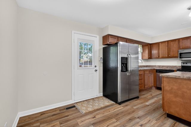 120 Hillwood Dr, Hendersonville, TN 37075