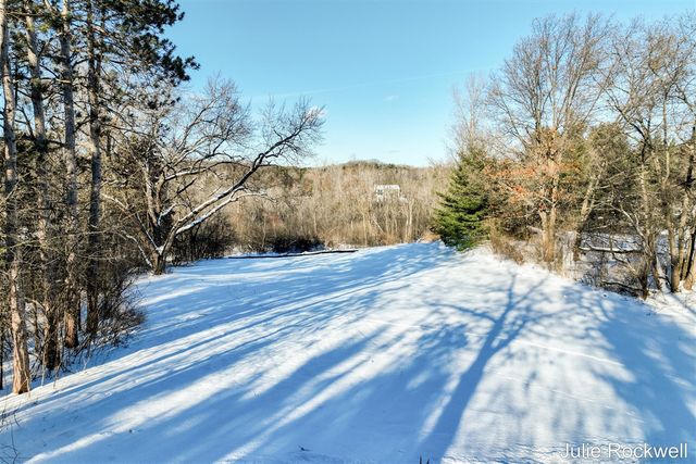 4477 Knapp Court, Grand Rapids, MI 49525