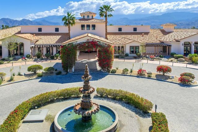 3479 Via Leonardo, Palm Desert, CA 92260
