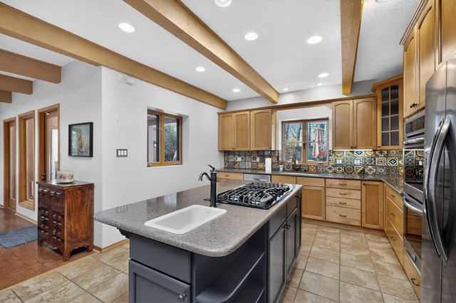 2416 Arbor Road NW, Albuquerque, NM 87107