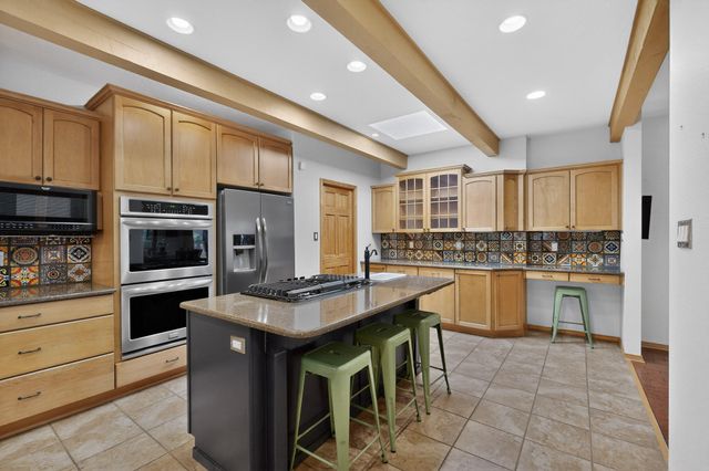 2416 Arbor Road NW, Albuquerque, NM 87107