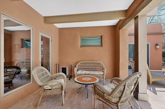 2416 Arbor Road NW, Albuquerque, NM 87107