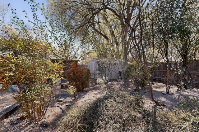 2416 Arbor Road NW, Albuquerque, NM 87107