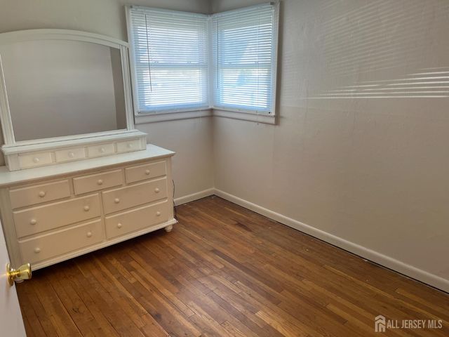 4 Rodney Road, East Brunswick, NJ 08816