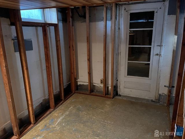 4 Rodney Road, East Brunswick, NJ 08816