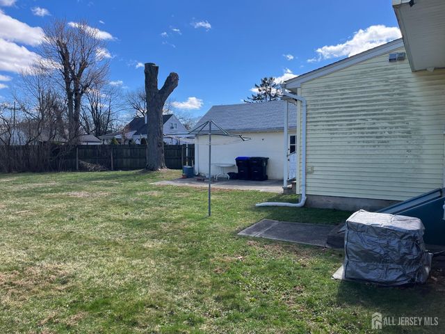 4 Rodney Road, East Brunswick, NJ 08816