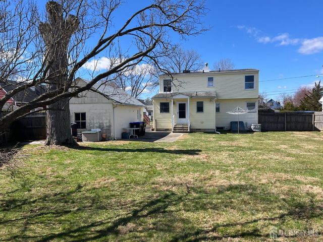 4 Rodney Road, East Brunswick, NJ 08816