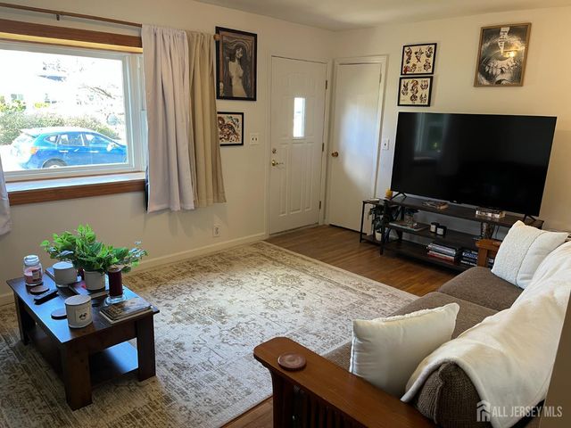 4 Rodney Road, East Brunswick, NJ 08816