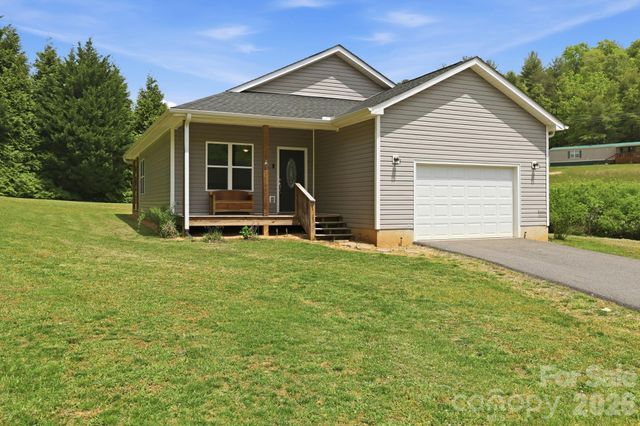 10 Scarlett Ridge Drive, Marshall, NC 28753