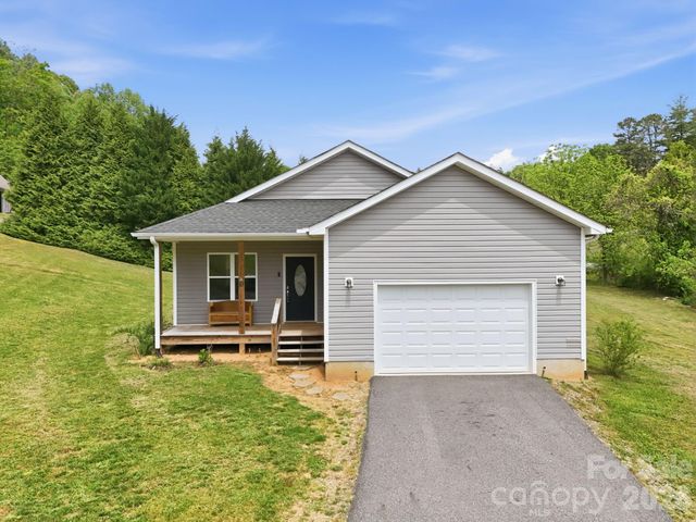 10 Scarlett Ridge Drive, Marshall, NC 28753