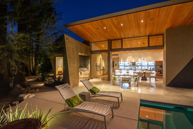 740 N Prescott Drive, Palm Springs, CA 92262