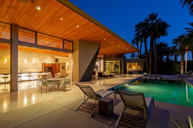 740 N Prescott Drive, Palm Springs, CA 92262