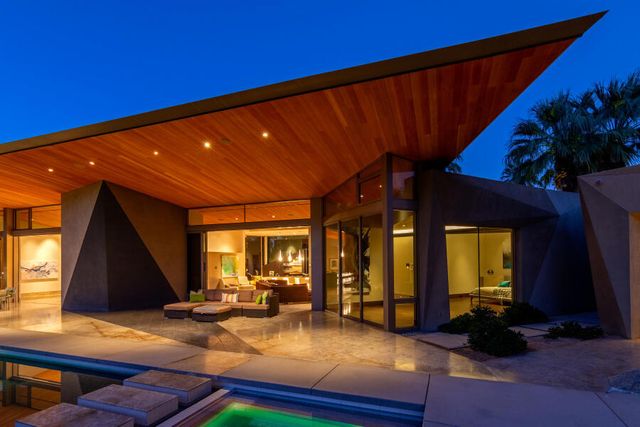 740 N Prescott Drive, Palm Springs, CA 92262