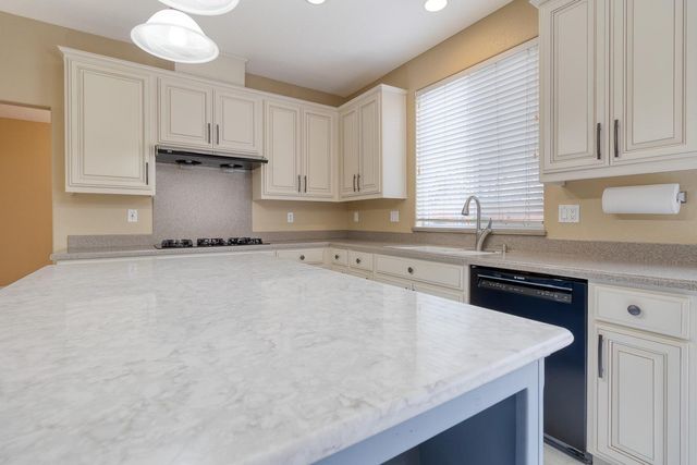 2833 Winged Foot Way, Modesto, CA 95355