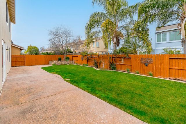 2833 Winged Foot Way, Modesto, CA 95355