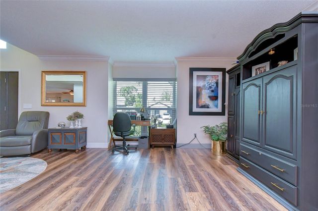 1227 RAINBROOK CIRCLE, Valrico, FL 33596