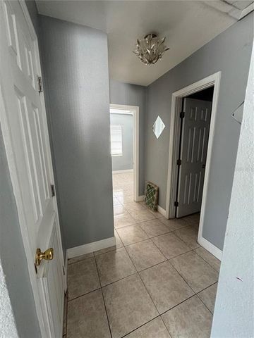 2117 W CLIFTON STREET, Tampa, FL 33603