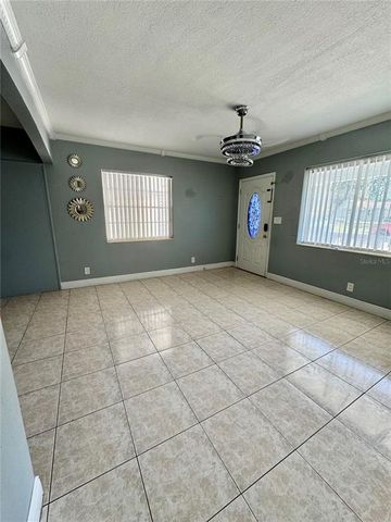 2117 W CLIFTON STREET, Tampa, FL 33603