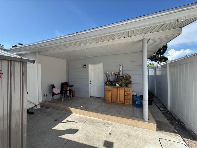 2117 W CLIFTON STREET, Tampa, FL 33603