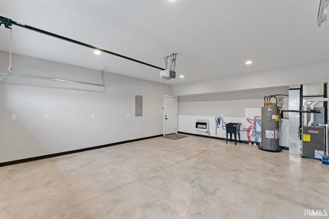 403 E Oxford Street, Otterbein, IN 47970