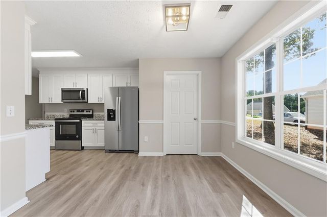 1730 Alcovy River Drive, Dacula, GA 30019