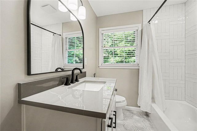 5038 Heatherdale Lane, Atlanta, GA 30360