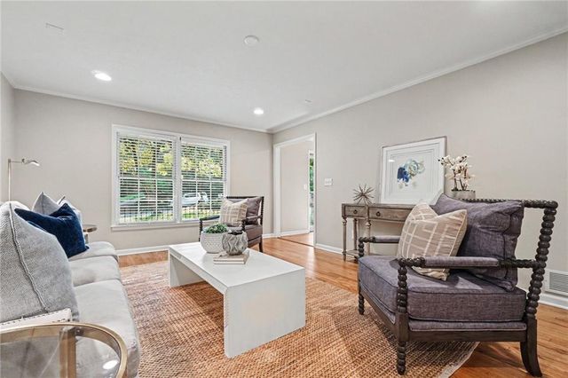 5038 Heatherdale Lane, Atlanta, GA 30360